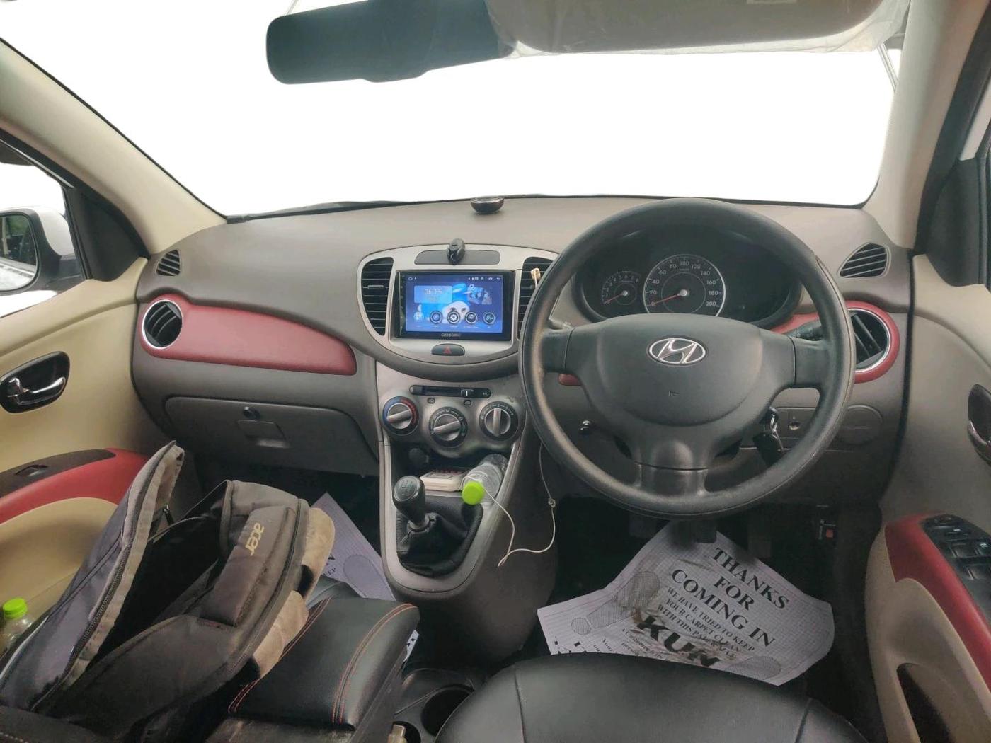 2013 Hyundai i10 MAGNA 1.2, Petrol, Manual, 72,747 km, interior