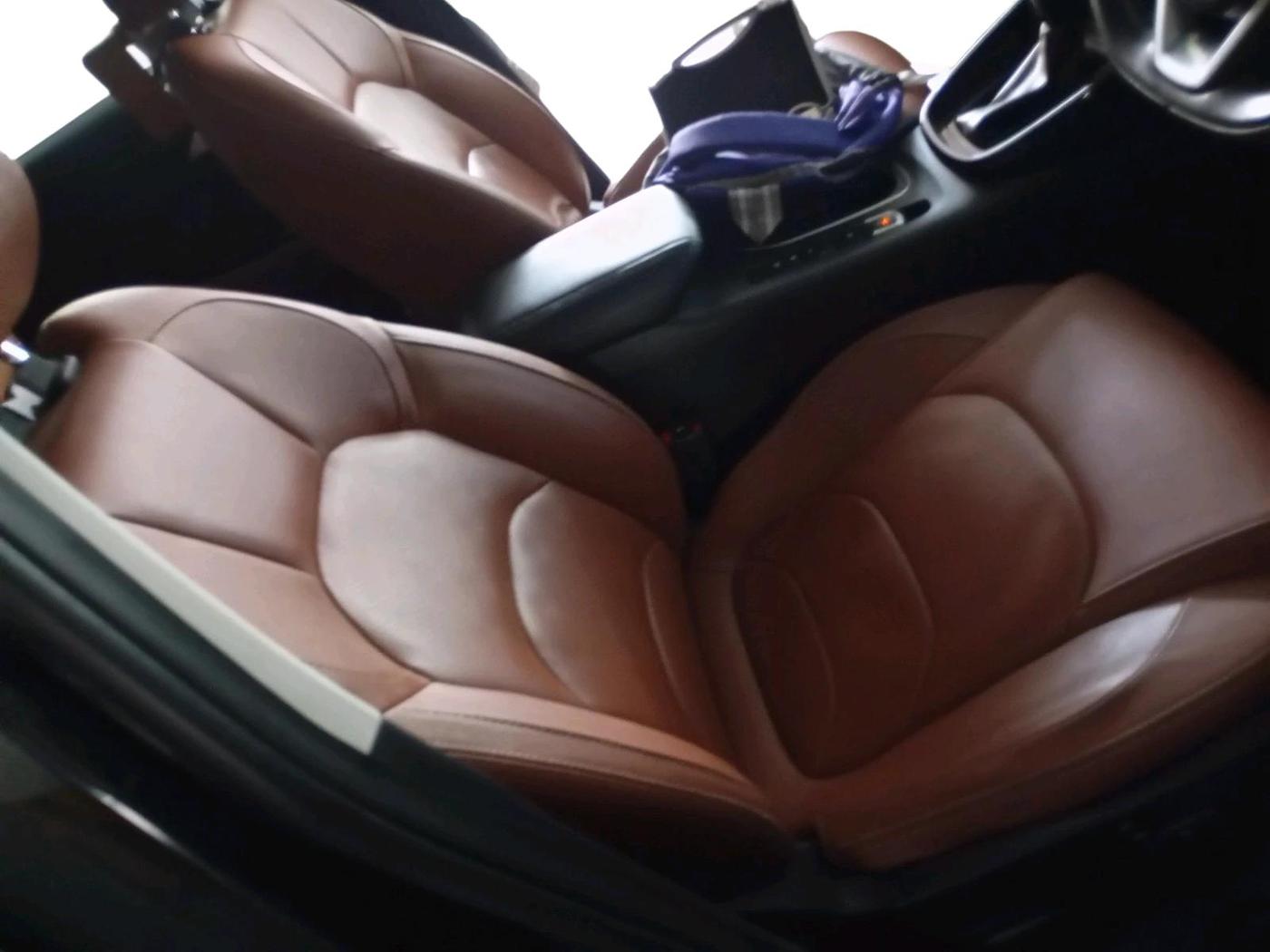 2021 MG HECTOR PLUS SHARP 1.5 PETROL TURBO CVT 6-STR, Petrol, Automatic, 76,422 km, interior