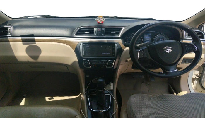 2018 Maruti Ciaz ALPHA  AT 1.5 SHVS PETROL, Petrol, Automatic, 1,14,671 km, interior
