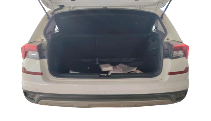 2021 Skoda KUSHAQ AMBITION 1.0L TSI AT, Petrol, Automatic, 97,515 km, exterior