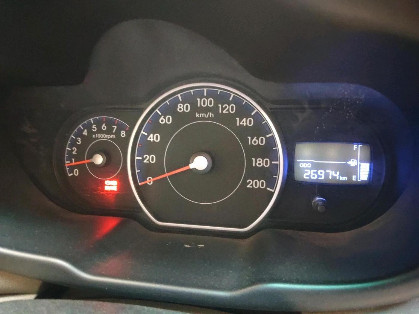 2015 Hyundai i10 SPORTZ 1.1, Petrol, Manual, 26,974 km, interior