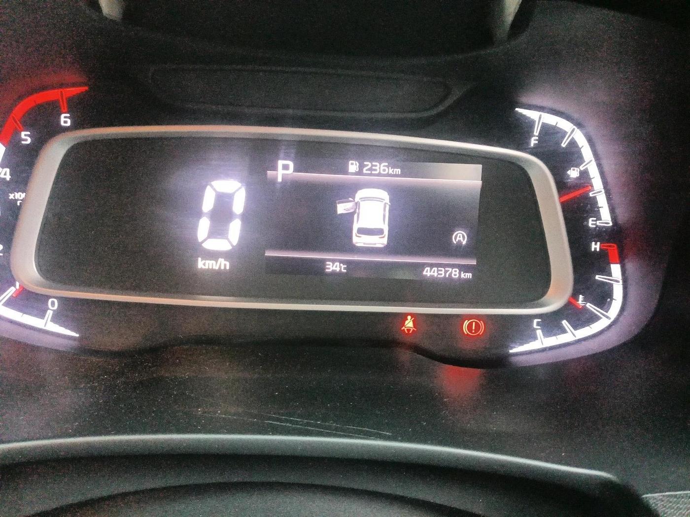 2023 KIA SONET HTX 1.5 AT, Diesel, Automatic, 44,378 km, interior