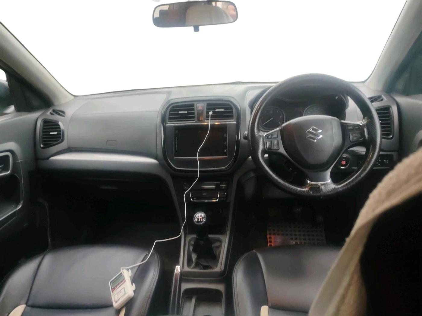 2016 Maruti Vitara Brezza ZDI PLUS, Diesel, Manual, 1,85,422 km, interior