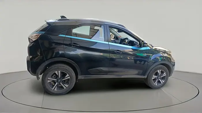 2023 Tata NEXON EV XZ PLUS LUX, Electric, Automatic, 39,671 km, exterior