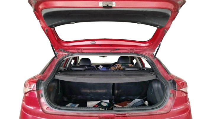 2016 Hyundai Elite i20 ASTA 1.4 CRDI, Diesel, Manual, 1,38,584 km, exterior