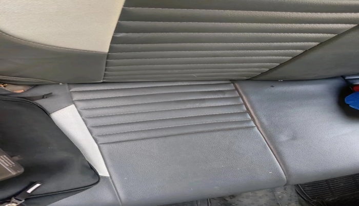 2006 Tata Indica V2 Turbo DLS, Diesel, Manual, 1,52,615 km, interior