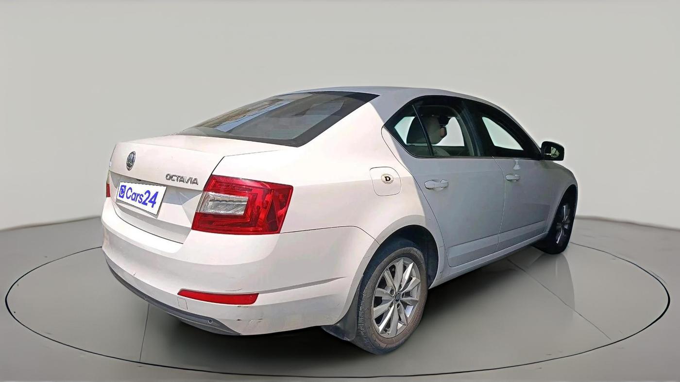 2016 Skoda Octavia 2.0 TDI CR STYLE PLUS AT, Diesel, Automatic, 1,75,123 km, exterior