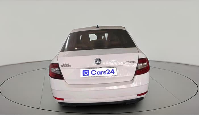 2017 Skoda Octavia 2.0 TDI L&K AT, Diesel, Automatic, 62,344 km, exterior