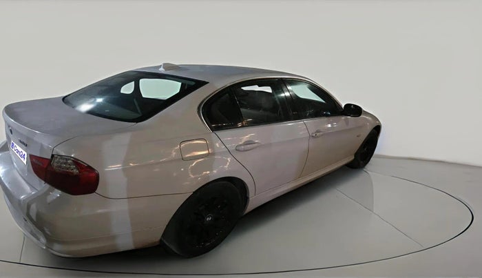 2010 BMW 3 Series 320d, Diesel, Automatic, 1,02,702 km, exterior