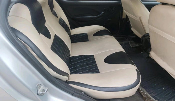 2016 Tata Indica EV2 LS, Diesel, Manual, 1,11,906 km, interior