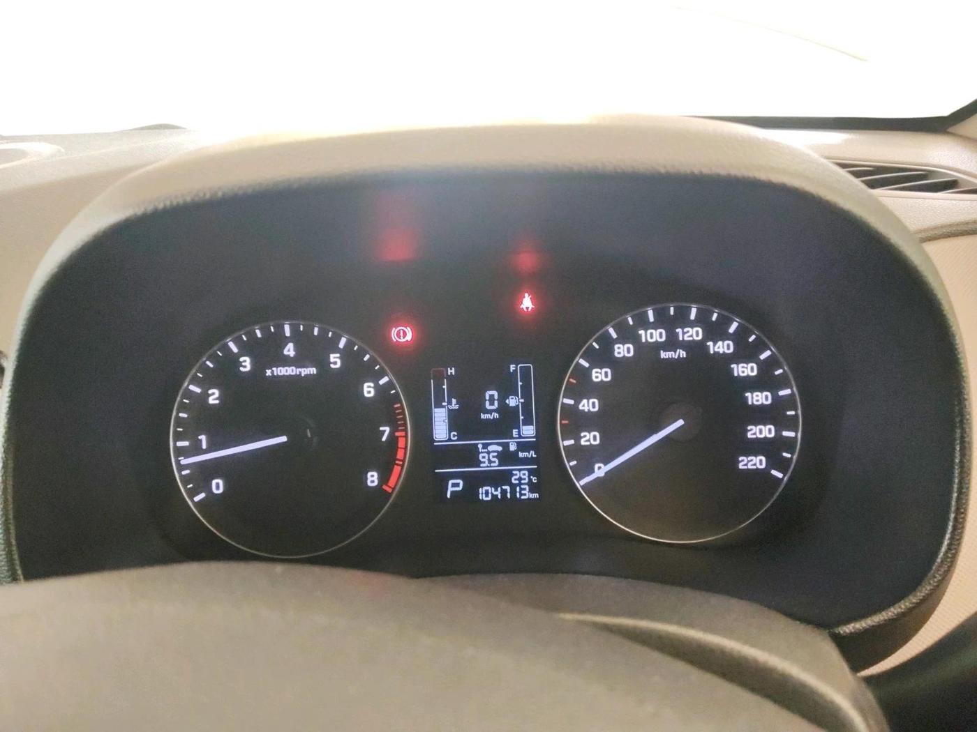 2018 Hyundai Creta SX AT 1.6 PETROL, Petrol, Automatic, 1,04,713 km, interior