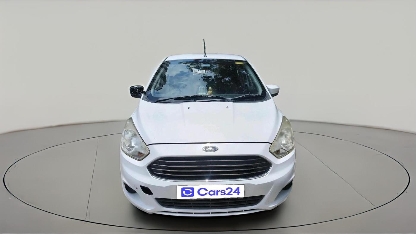 2015 Ford New Figo TITANIUM 1.2 PETROL MT, Petrol, Manual, 1,40,986 km, exterior