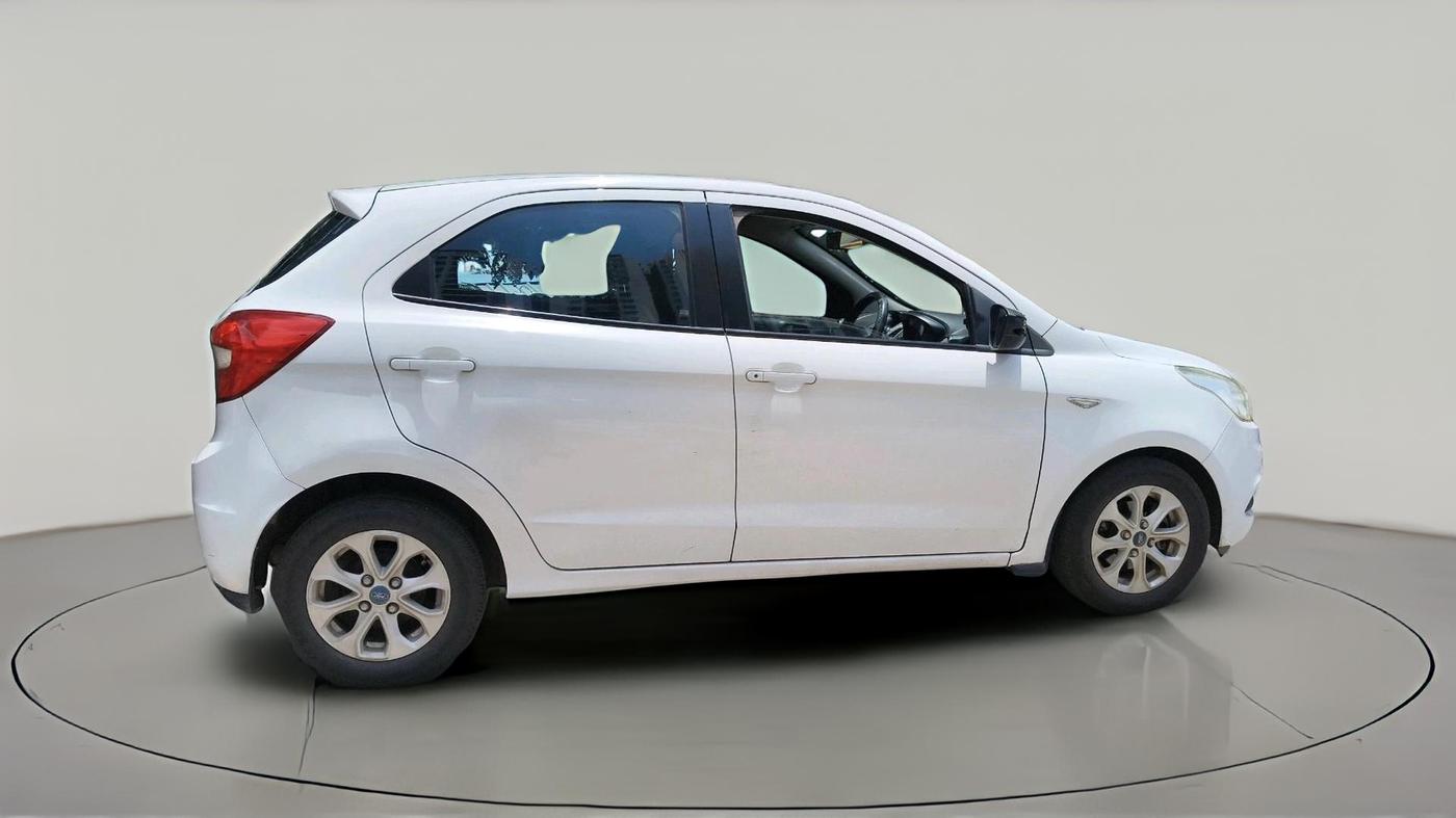 2015 Ford New Figo TITANIUM 1.2 PETROL MT, Petrol, Manual, 1,40,986 km, exterior