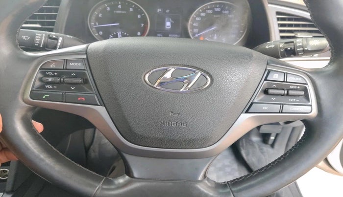 2017 Hyundai New Elantra 2.0 SX(O) AT PETROL, Petrol, Automatic, 80,204 km, interior