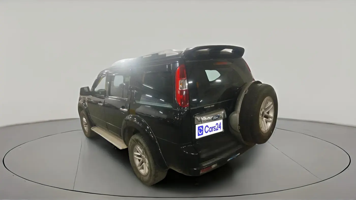 2010 Ford Endeavour 3.0L 4X2 AT, Diesel, Automatic, 1,68,981 km, exterior