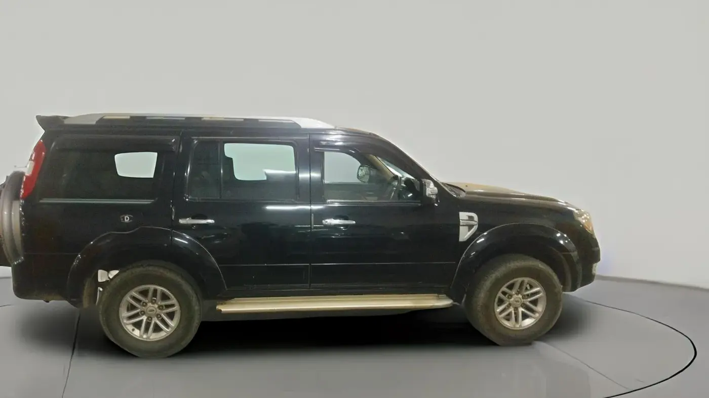 2010 Ford Endeavour 3.0L 4X2 AT, Diesel, Automatic, 1,68,981 km, exterior