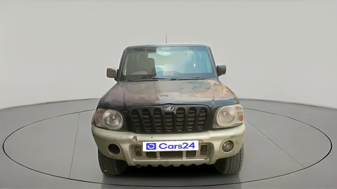 2005 Mahindra Scorpio SLX 2.6 TURBO 7 STR, Diesel, Manual, 2,36,813 km, exterior