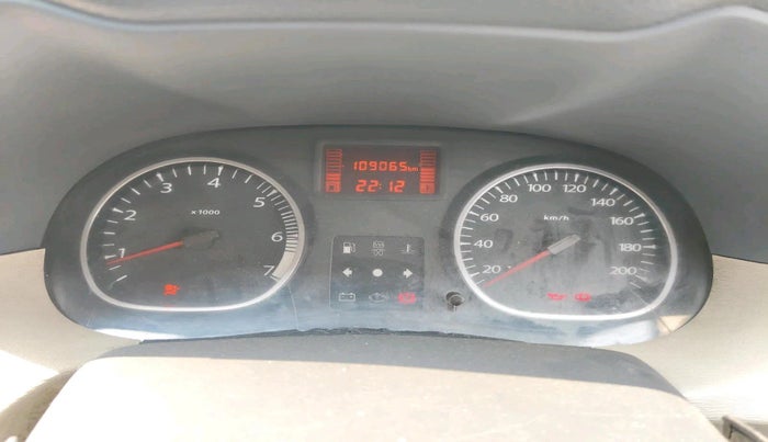 2013 Renault Duster 85 PS RXL DIESEL, Diesel, Manual, 1,09,065 km, interior