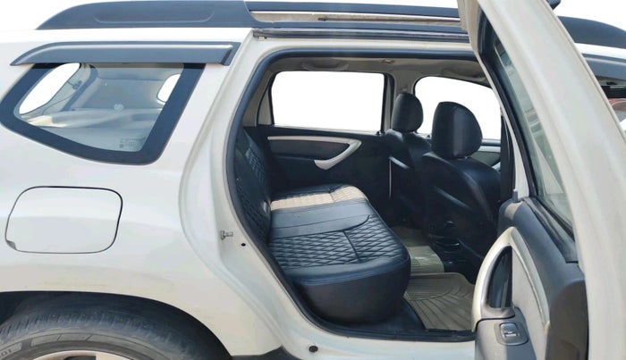 2013 Renault Duster 85 PS RXL DIESEL, Diesel, Manual, 1,09,065 km, interior