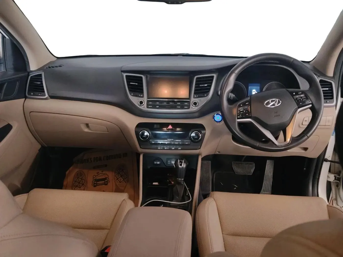 2018 Hyundai Tucson GLS 2WD AT PETROL, Petrol, Automatic, 63,735 km, interior