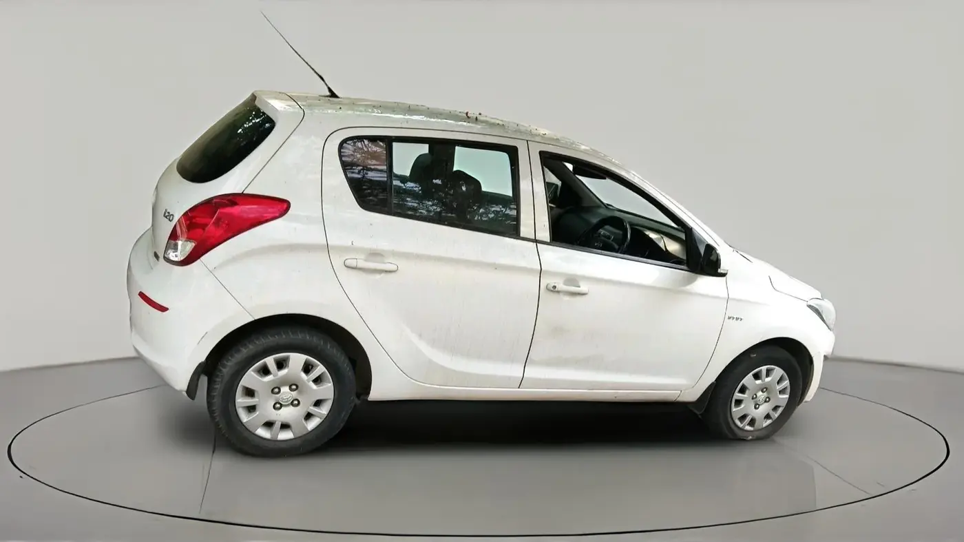 2012 Hyundai i20 MAGNA 1.2, Petrol, Manual, 1,21,706 km, exterior