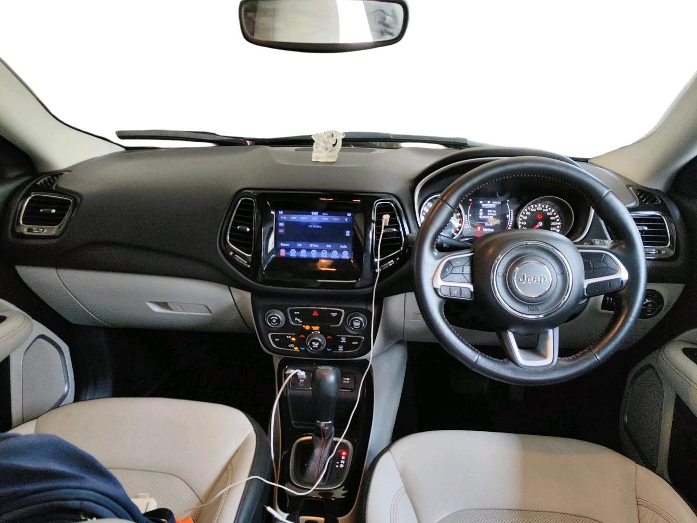 2017 Jeep Compass LIMITED 1.4 PETROL AT, Petrol, Automatic, 92,847 km, interior