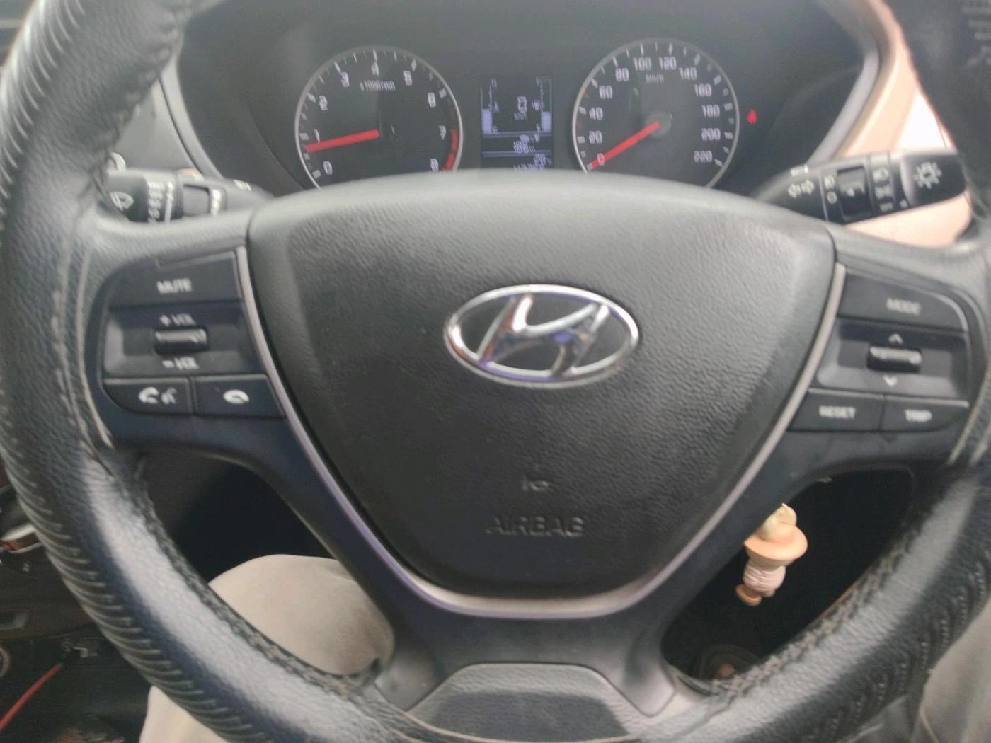 2020 Hyundai Elite i20 SPORTZ PLUS 1.2, Petrol, Manual, 43,356 km, interior