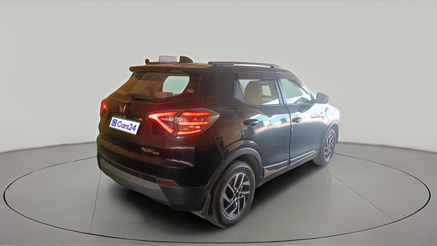 2024 Mahindra XUV400 EL Pro 39.4 KWH, Electric, Automatic, 40,495 km, exterior