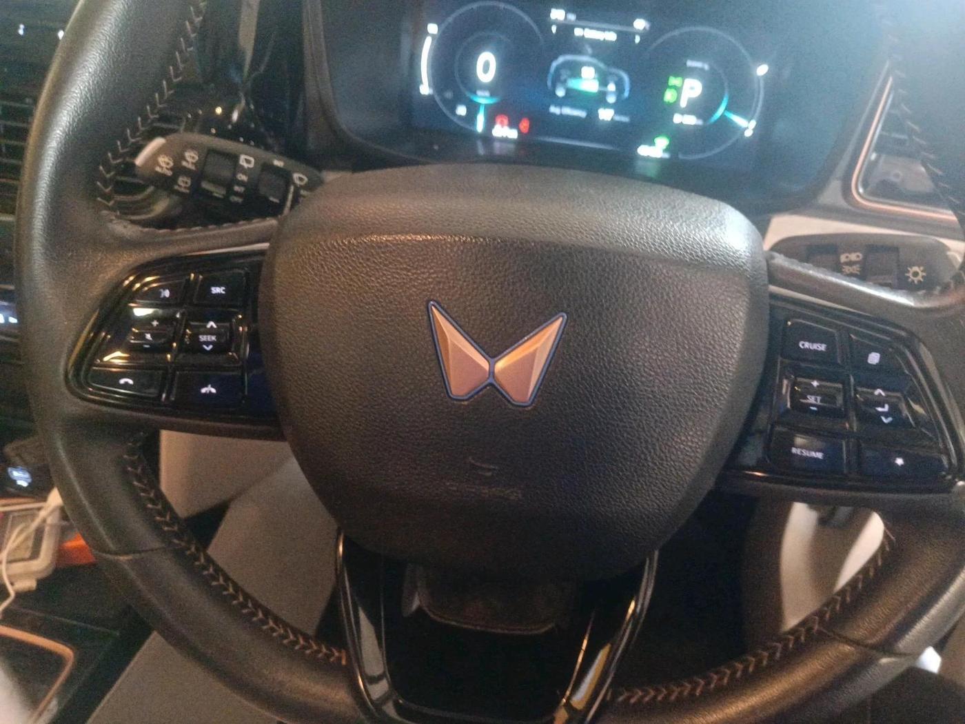 2024 Mahindra XUV400 EL Pro 39.4 KWH, Electric, Automatic, 40,495 km, interior