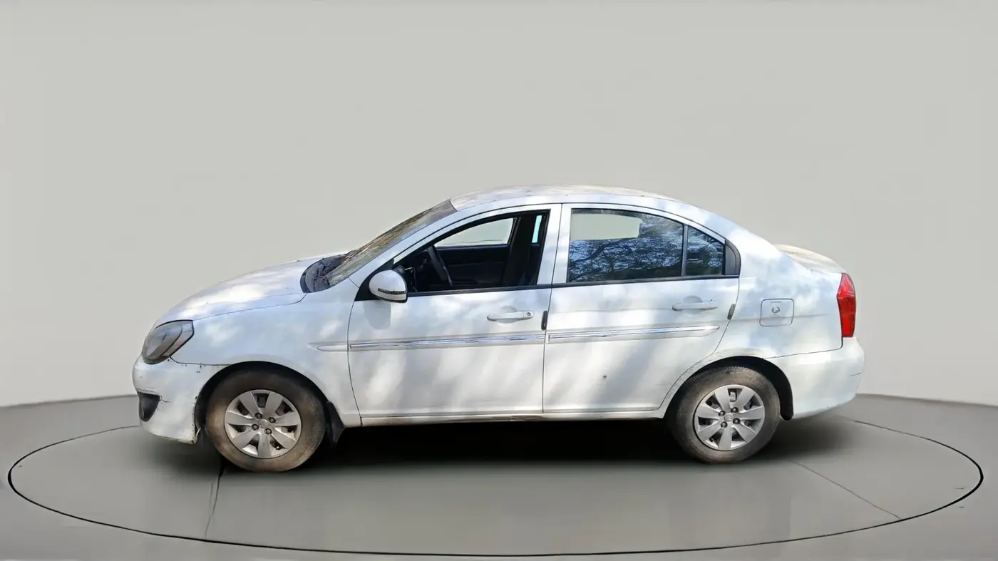 2010 Hyundai Verna TRANSFORM 1.6 SX VTVT, Petrol, Manual, 98,570 km, exterior