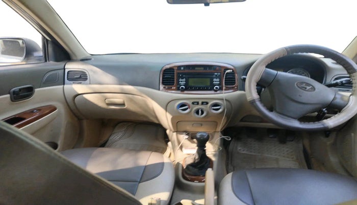 2010 Hyundai Verna TRANSFORM 1.6 SX VTVT, Petrol, Manual, 98,570 km, interior