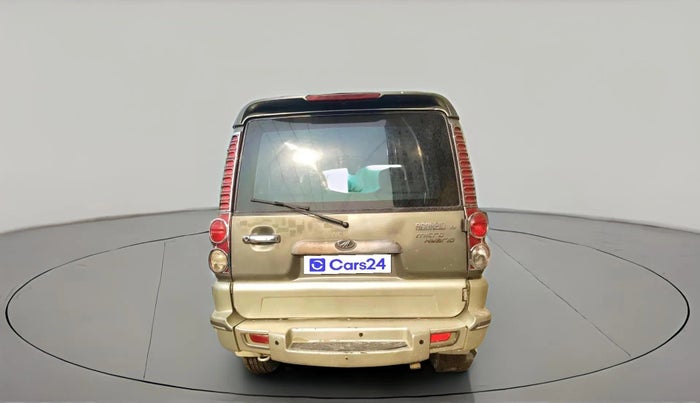 2010 Mahindra Scorpio VLX 2WD, Diesel, Manual, 1,21,673 km, exterior