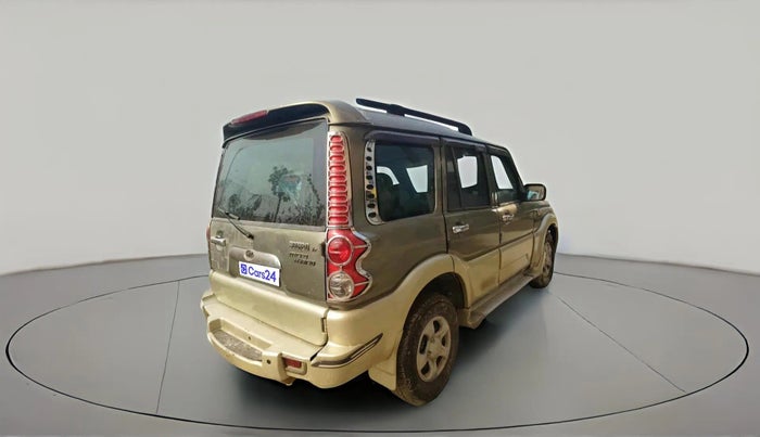 2010 Mahindra Scorpio VLX 2WD, Diesel, Manual, 1,21,673 km, exterior