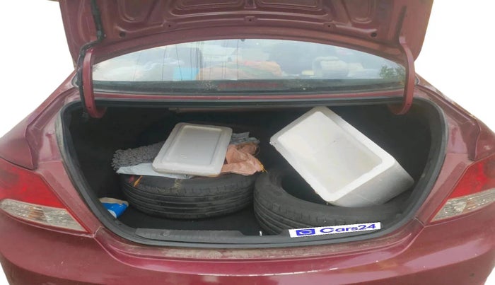 2014 Hyundai Verna FLUIDIC 1.6 CRDI SX AT, Diesel, Automatic, 1,09,357 km, exterior