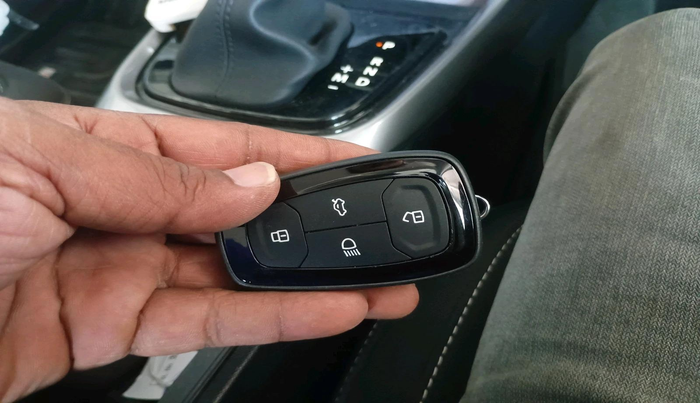 2023 Tata ALTROZ XZA, Petrol, Automatic, 10,210 km, interior