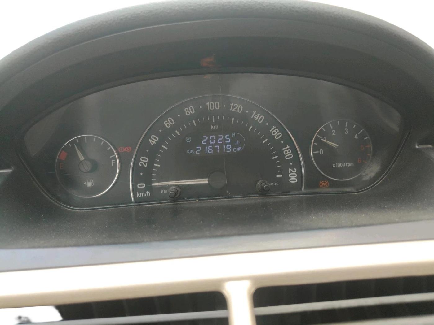 2013 Tata Indica Vista VX QUADRAJET, Diesel, Manual, 2,16,719 km, interior
