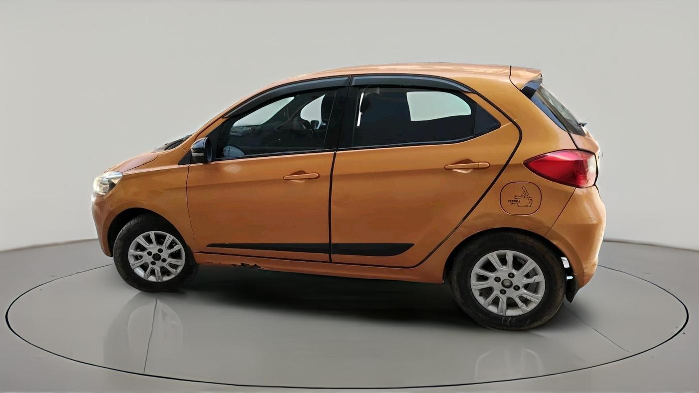 2017 Tata Tiago XZ PETROL, Petrol, Manual, 1,34,526 km, exterior