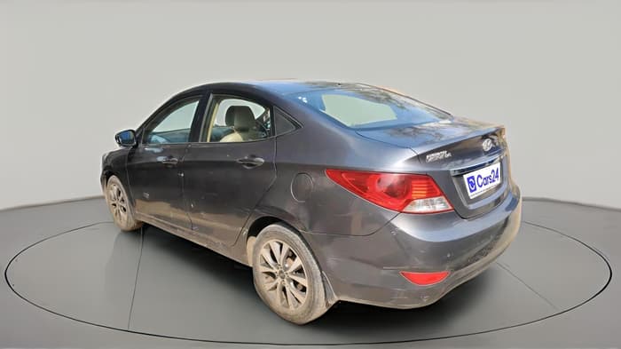 2014 Hyundai Verna FLUIDIC 1.6 CRDI SX, Diesel, Manual, 1,61,231 km, exterior