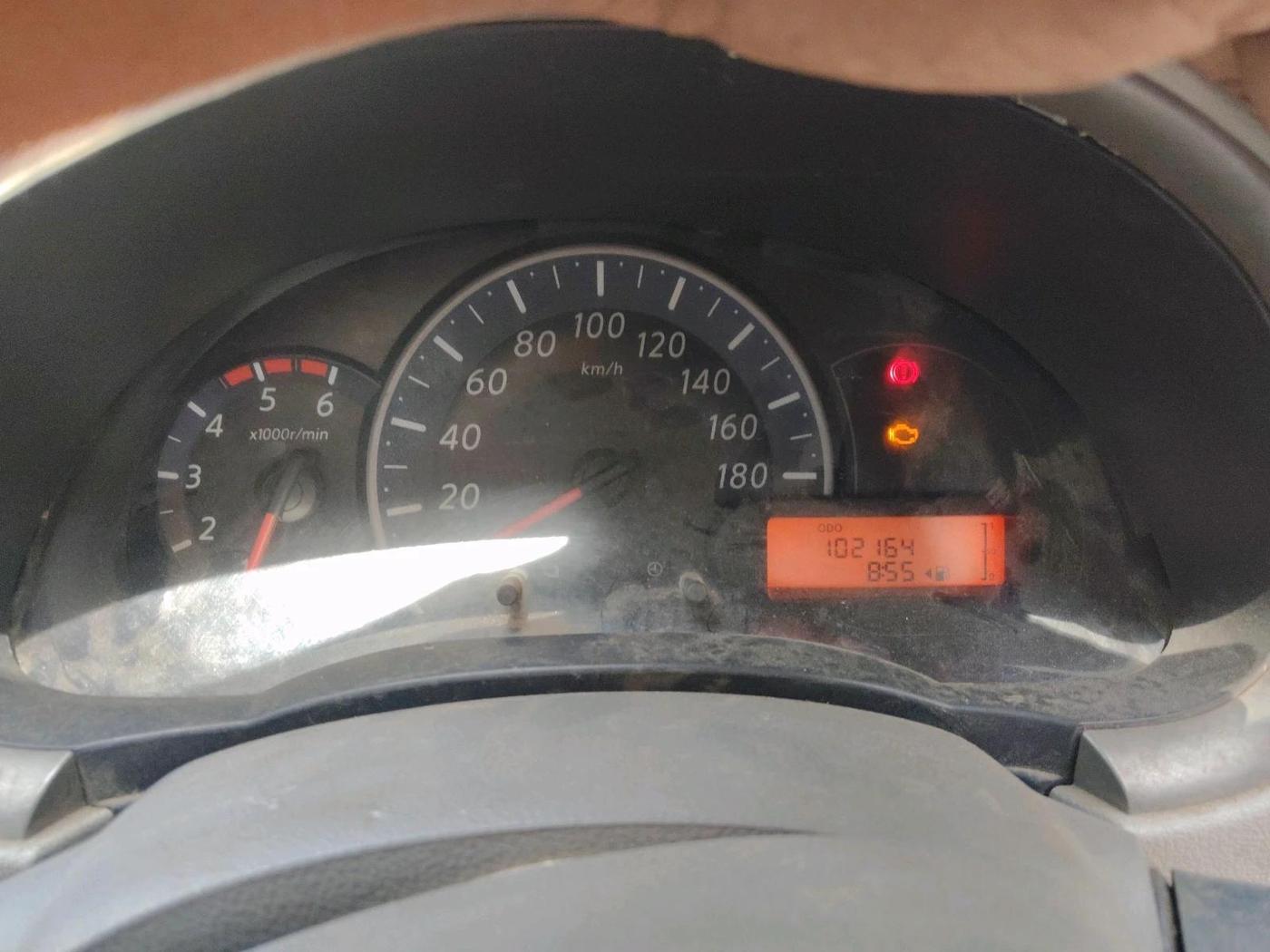 2011 Nissan Micra XV DIESEL, Diesel, Manual, 1,07,978 km, interior