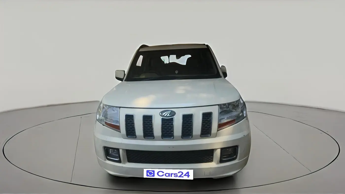 2018 Mahindra TUV300 T8, Diesel, Manual, 96,780 km, exterior