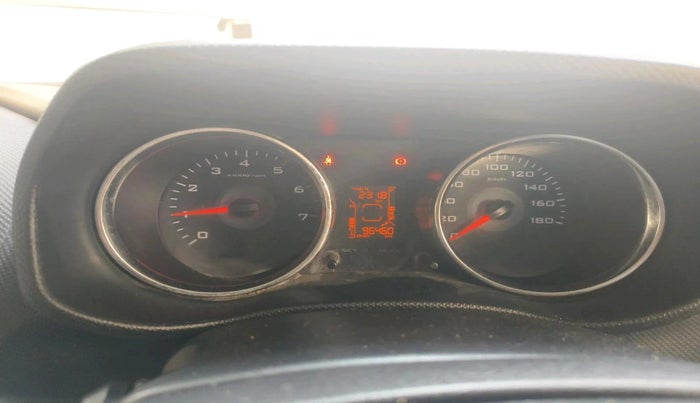 2018 Mahindra TUV300 T8, Diesel, Manual, 96,460 km, interior