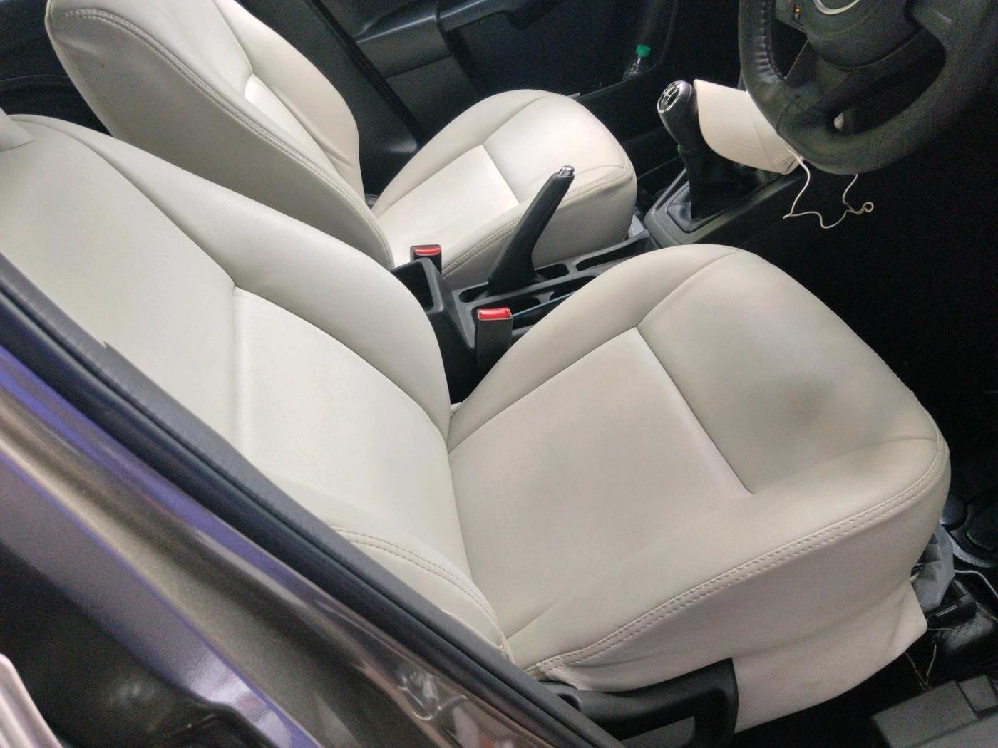 2025 Maruti BREZZA LXI, Petrol, Manual, 11,147 km, interior