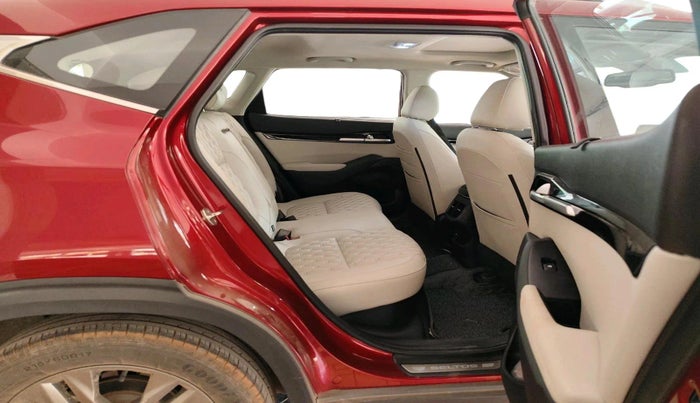 2022 KIA SELTOS HTX DIESEL 1.5, Diesel, Manual, 33,083 km, interior