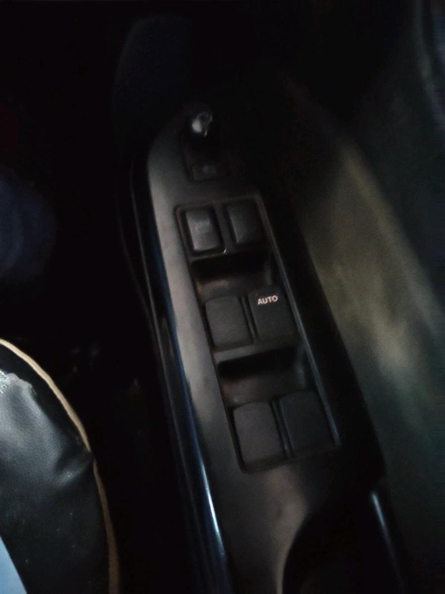 2015 Maruti Swift VXI, Petrol, Manual, 84,410 km, interior