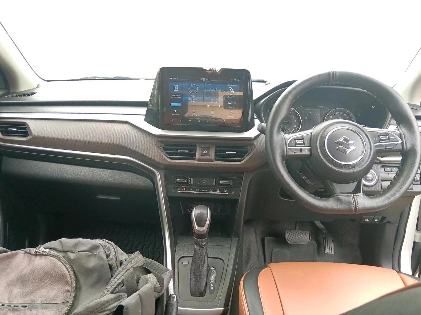 2024 Maruti BREZZA ZXI + AT SMART HYBRID, Petrol, Automatic, 2,654 km, interior