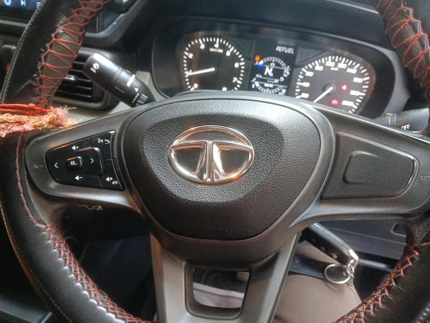 2022 Tata PUNCH ADVENTURE CAMO AMT, Petrol, Automatic, 73,315 km, interior