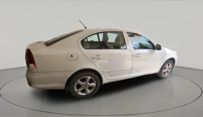 2012 Skoda Laura ELEGANCE 2.0 TDI CR MT, Diesel, Manual, 1,41,779 km, exterior