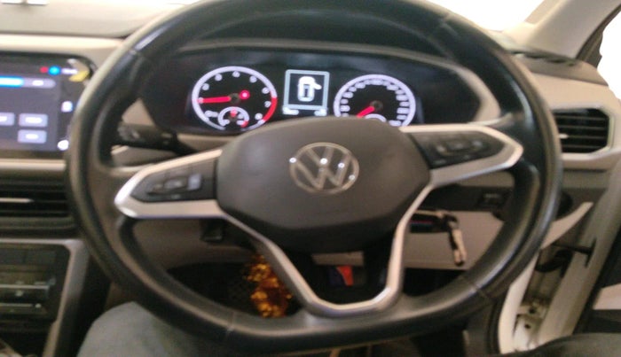 2021 Volkswagen TAIGUN HIGHLINE 1.0 TSI MT, Petrol, Manual, 39,633 km, interior