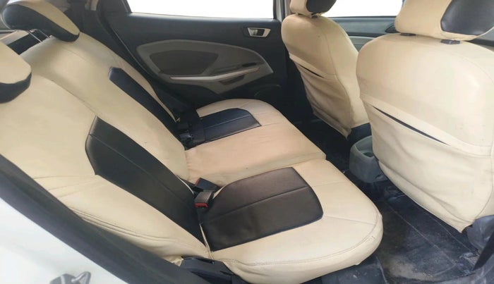 2013 Ford Ecosport TREND 1.5L DIESEL, Diesel, Manual, 1,21,309 km, interior