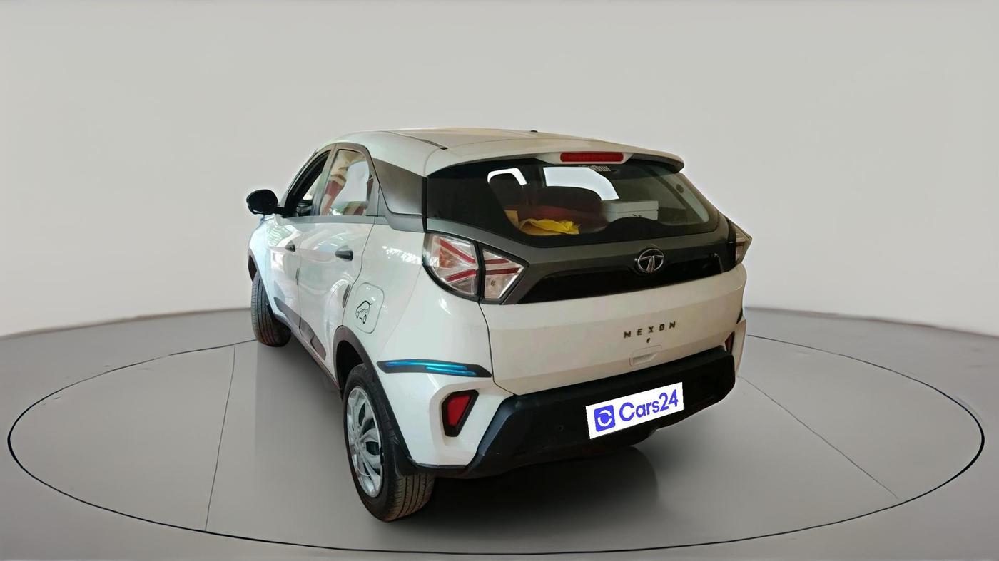 2021 Tata NEXON XE PETROL, Petrol, Manual, 33,311 km, exterior